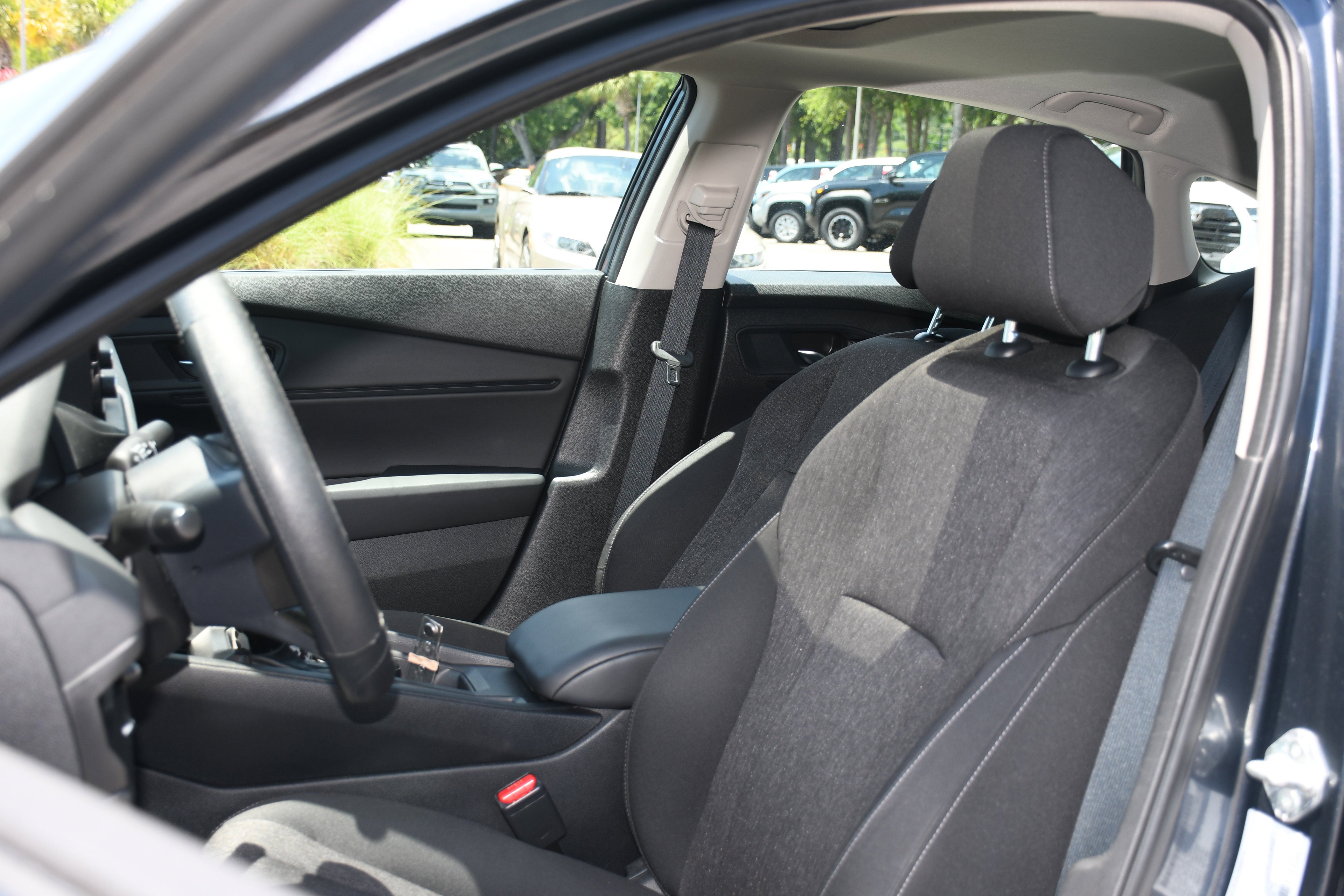 Used 2023  Honda EX image 11