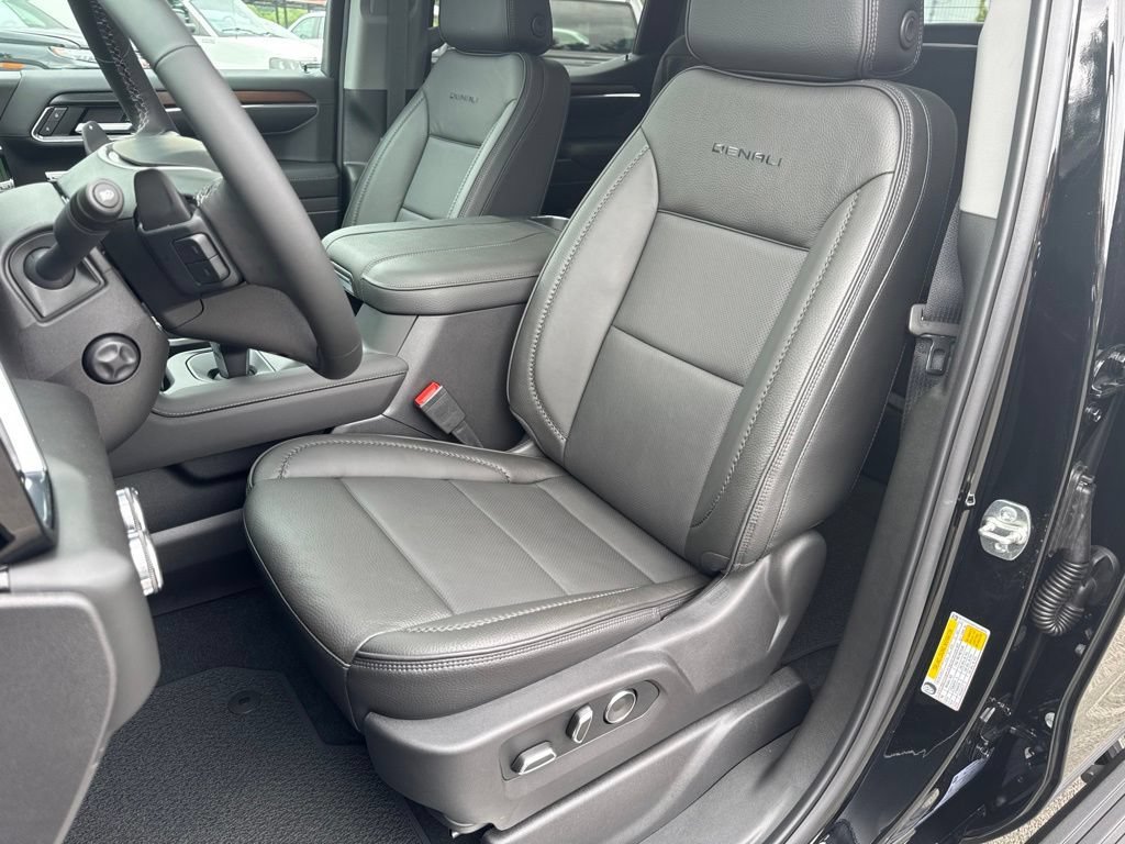2026 GMC Sierra 1500 Denali - Photo 8