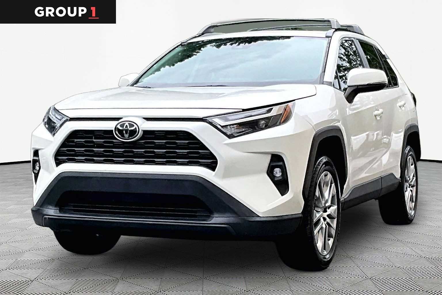 2022 Toyota RAV4 XLE Premium