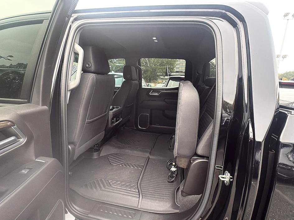 Used 2022 Black Chevrolet RST image 16