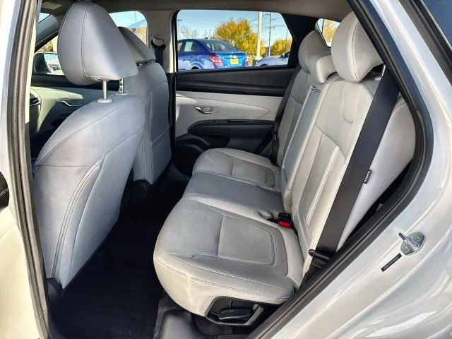 Used 2025 White Hyundai SEL image 21