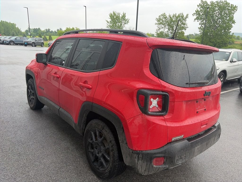 Used 2019 Colorado Red Clearcoat Jeep Latitude image 12