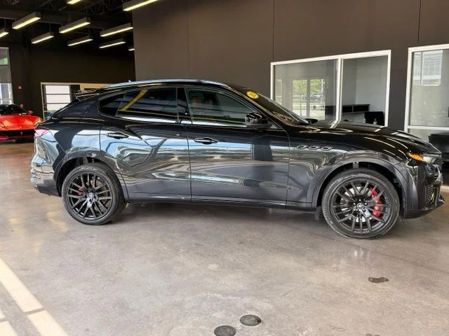 Certified Used 2023  Maserati Modena image 6