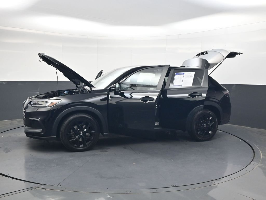 Used 2024  Honda Sport image 39