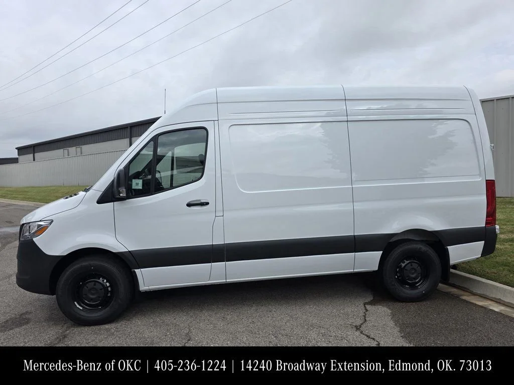 New 2026 Arctic White Mercedes-Benz Cargo 144 WB image 16