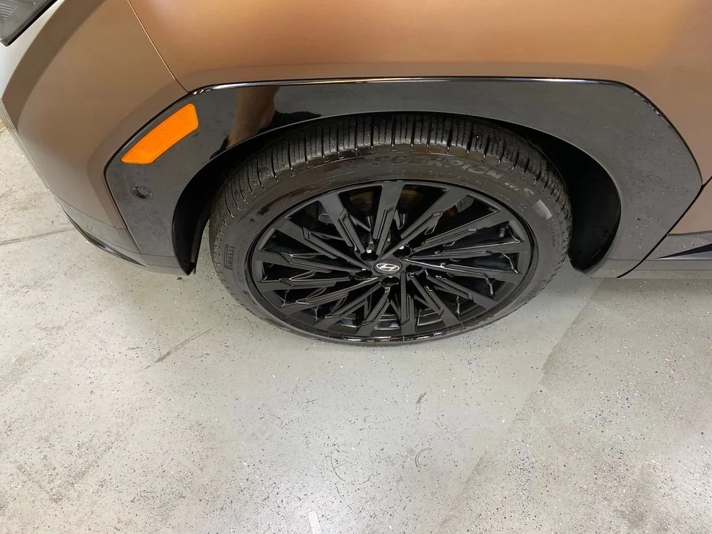 Used 2025 Brown Hyundai Calligraphy image 11