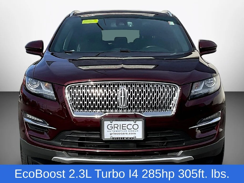 Used 2019 Burgundy Lincoln Reserve image 2
