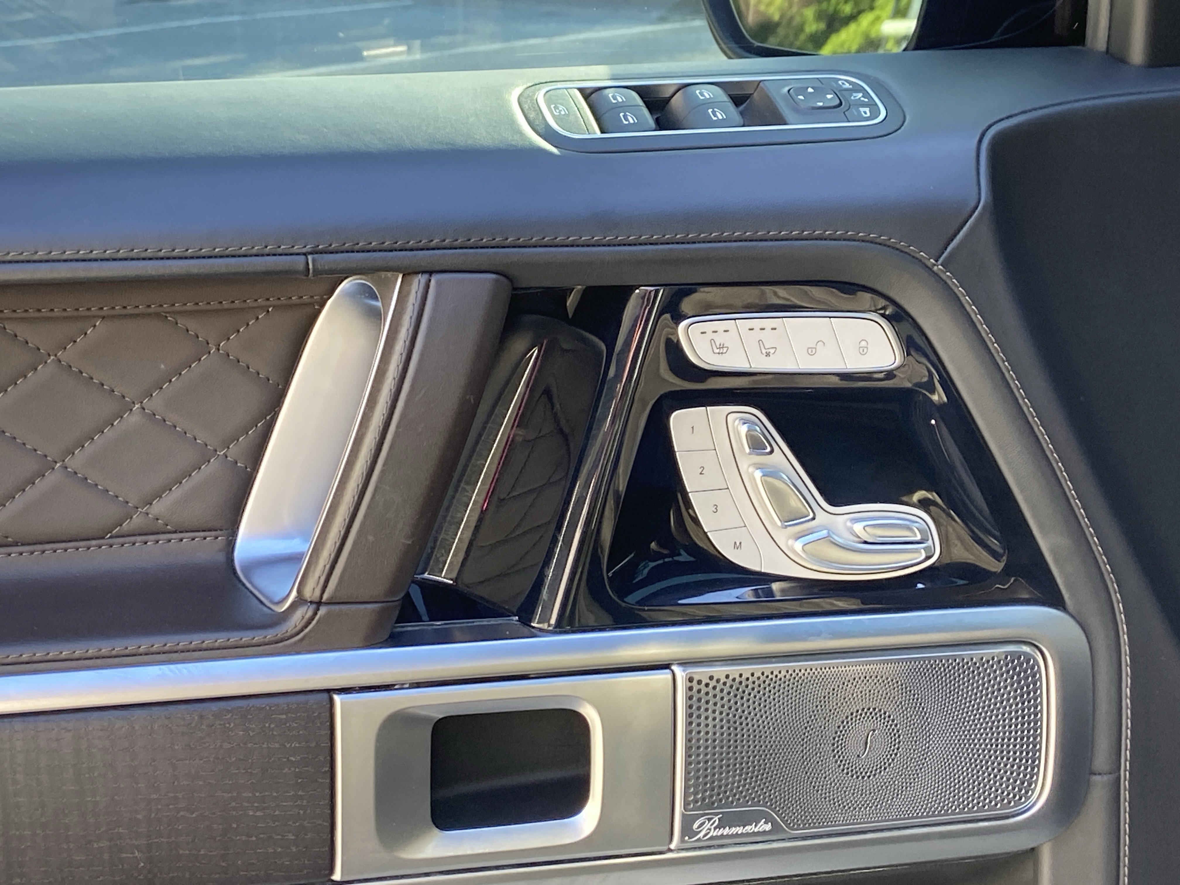 Certified Used 2020 G manufaktur Olive Metallic Mercedes-Benz AMG® G 63 4MATIC® SUV image 17