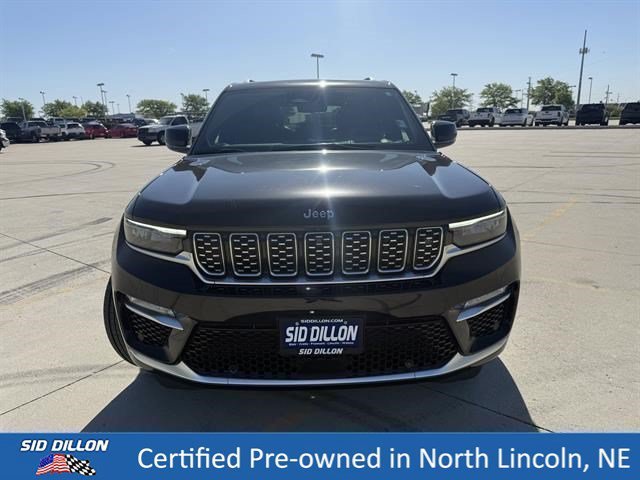 Used 2023 Diamond Black Crystal Pearlcoat Jeep Summit Reserve image 4