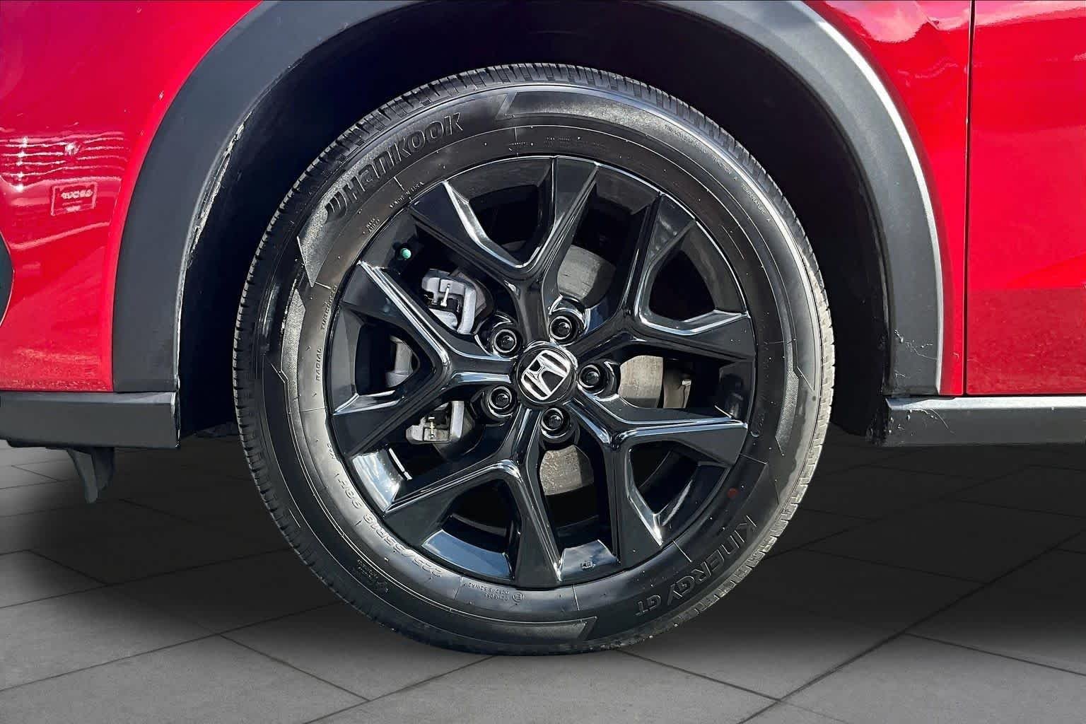 Used 2025 Milano Red Honda Sport image 11