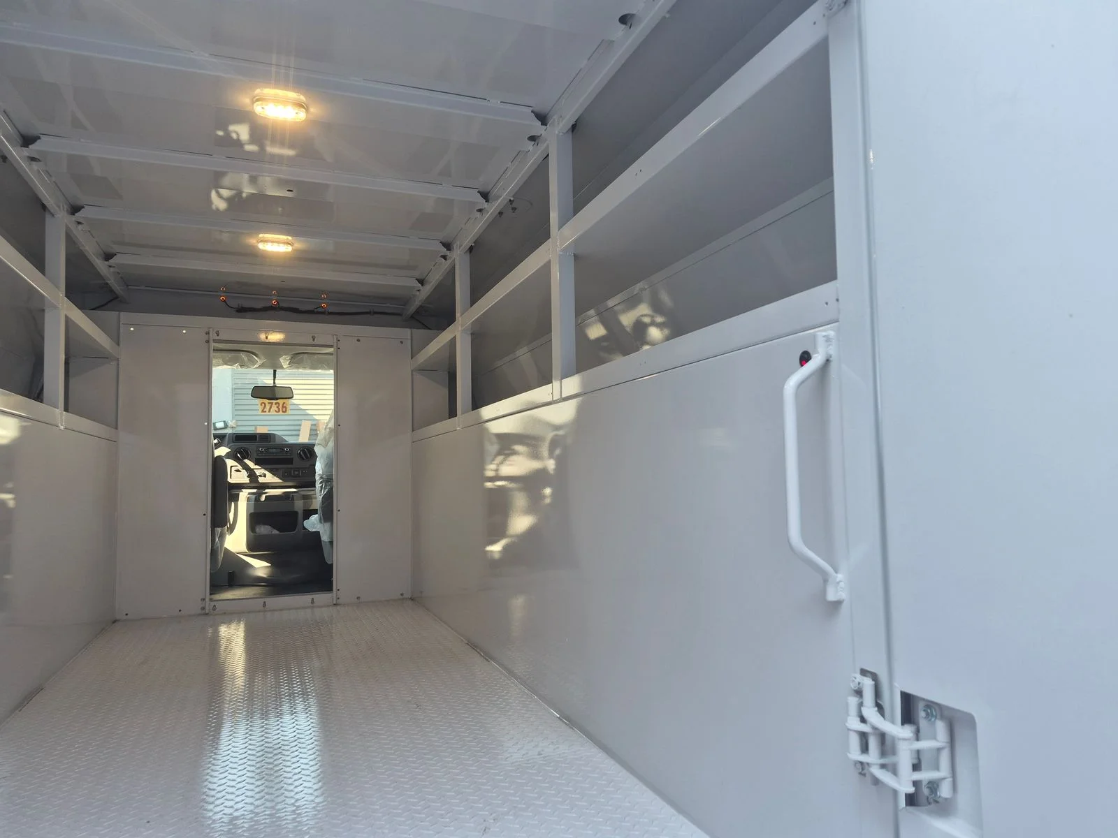 New 2027 Oxford White Ford CSV BODY image 13