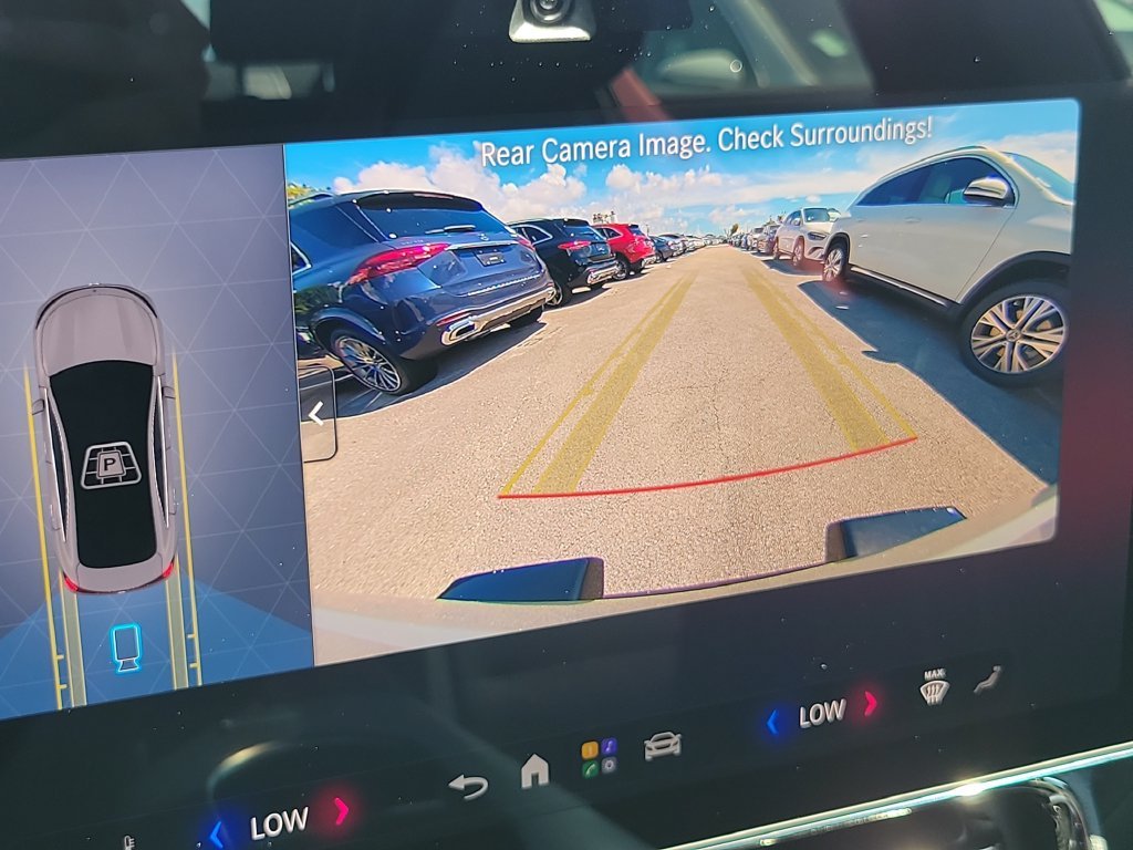 New 2027 MANUFAKTUR Alpine Grey Mercedes-Benz CLA 220 image 24