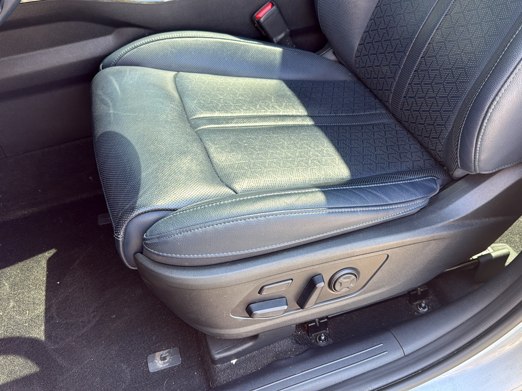 Used 2023 Gray Kia SX Prestige image 30