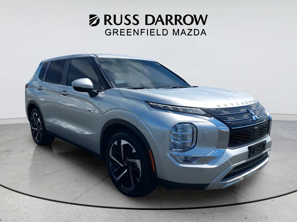 Used 2024  Mitsubishi SE image 7