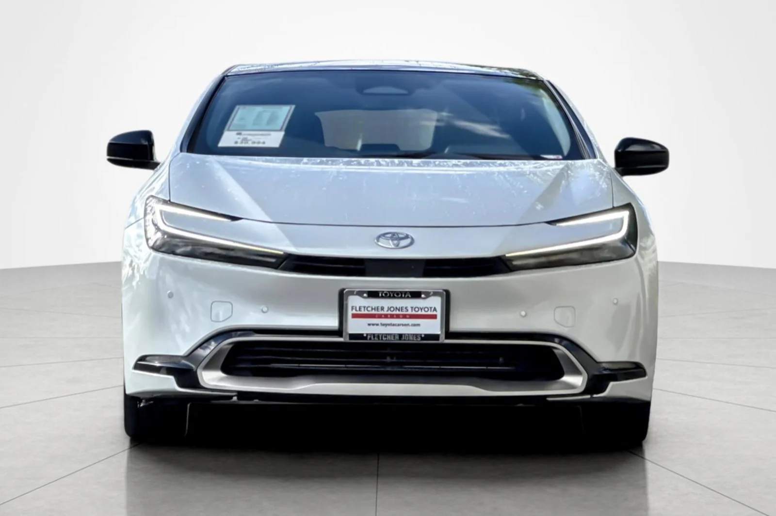 Certified Used 2024 Wind Chill Pearl Toyota XSE image 8