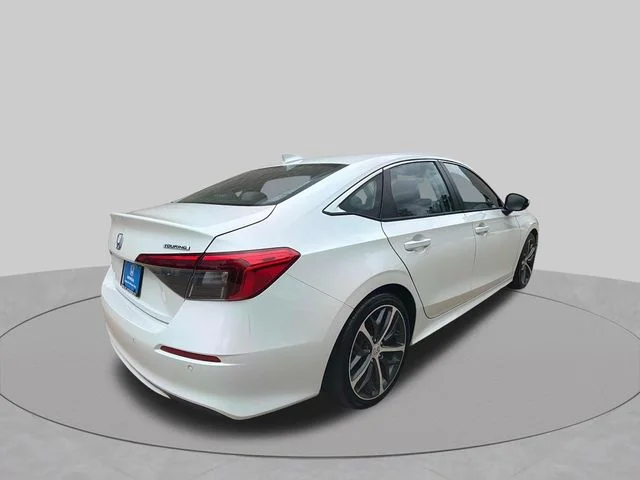 Certified Used 2024 Platinum White Pearl Honda 1.5T 4D TOURING image 7