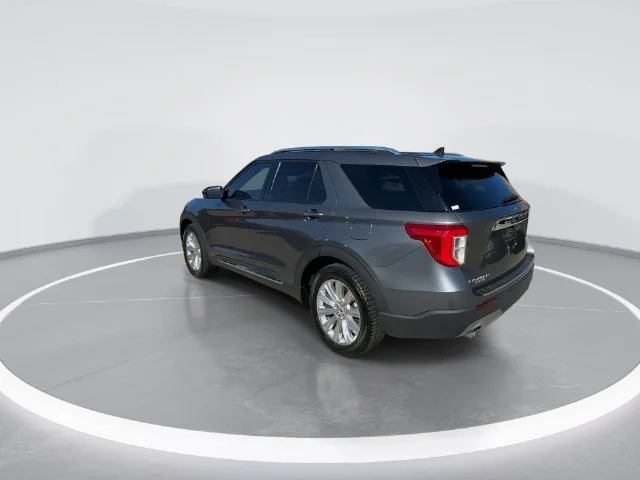 Used 2023 Gray Ford Limited image 5