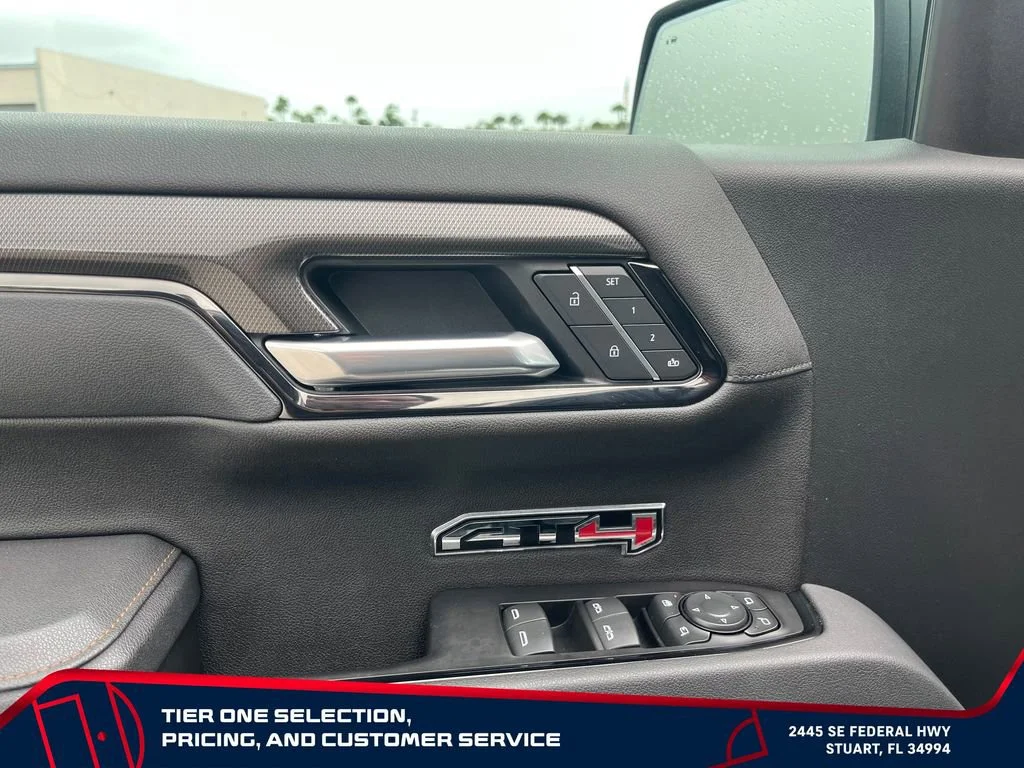 Used 2025 Summit White GMC AT4 image 22
