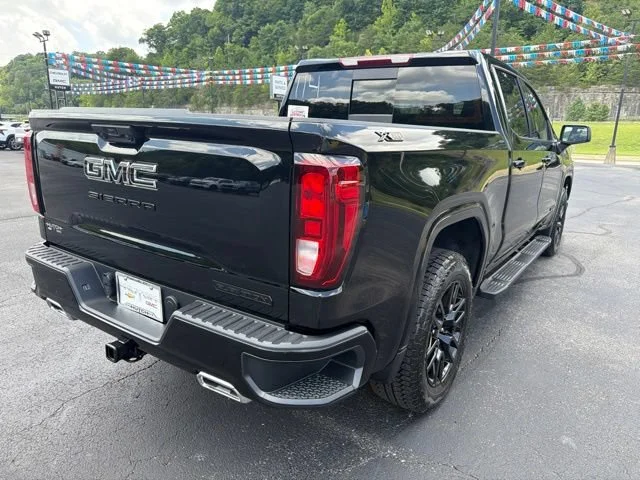 New 2026 Onyx Black GMC Elevation image 3
