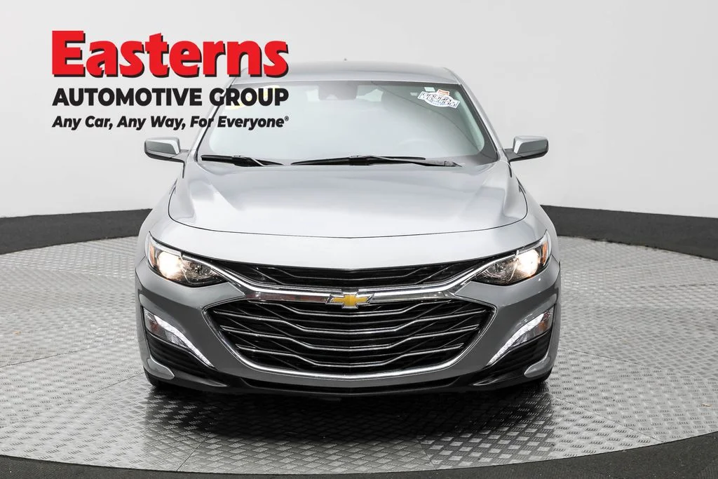 Used 2024 Gray Chevrolet LT image 2