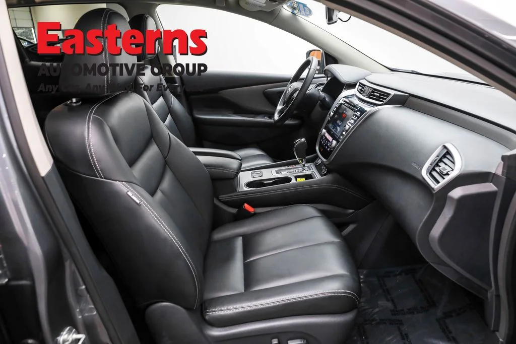 Used 2023 Gray Nissan SV image 22
