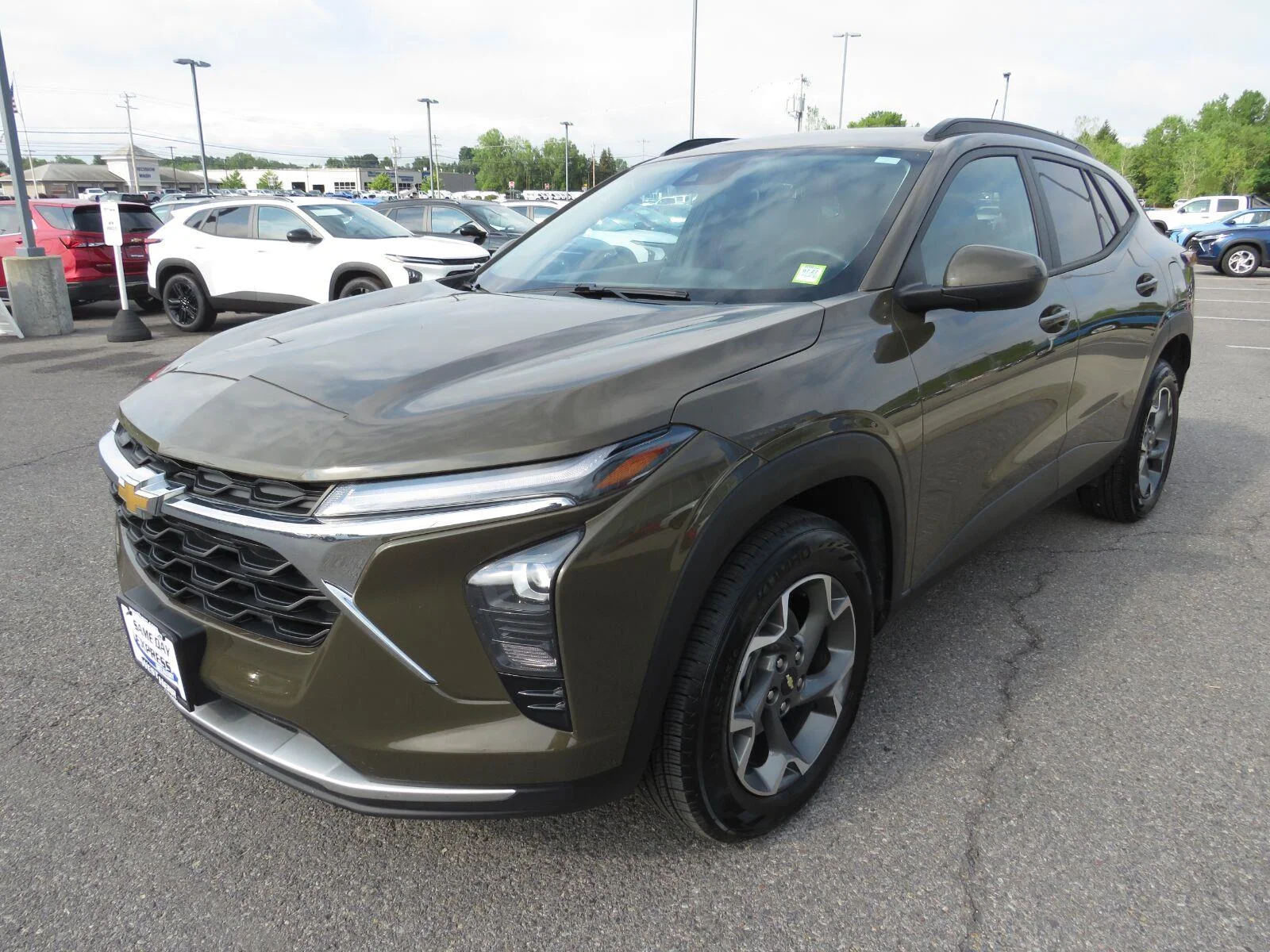Used 2024 Harvest Bronze Metallic Chevrolet LT image 8