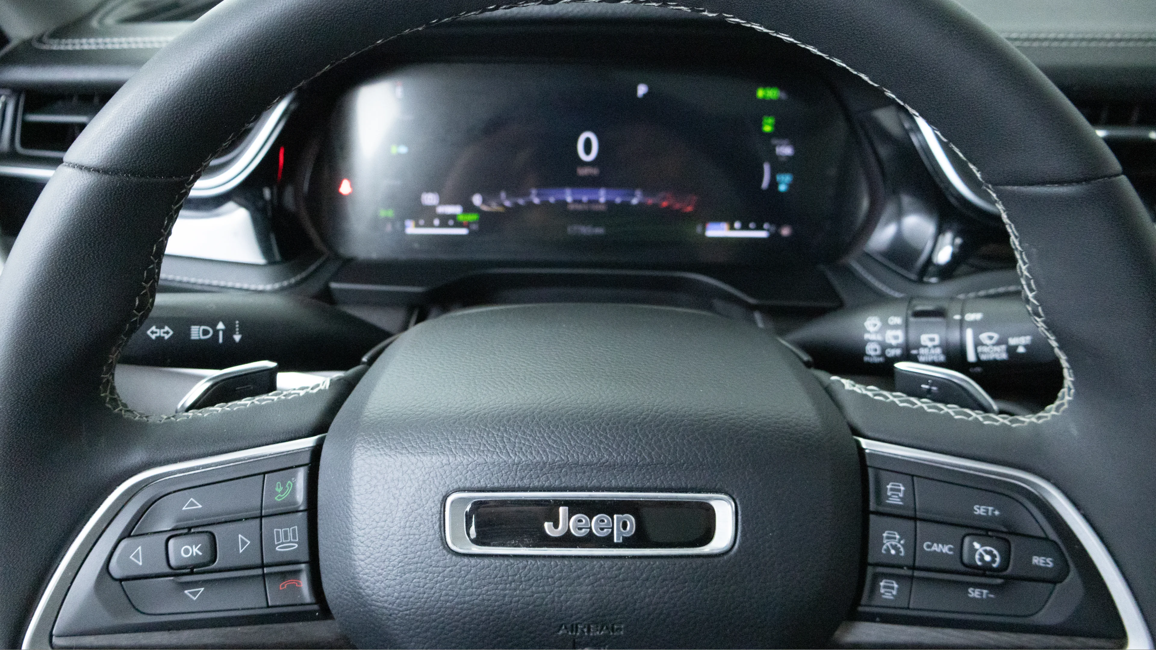 Used 2023 Silver Zynith Jeep  image 17