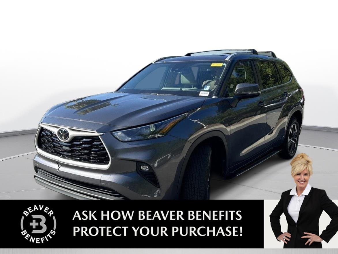 Used 2023 Magnetic Gray Metallic Toyota XLE image 1
