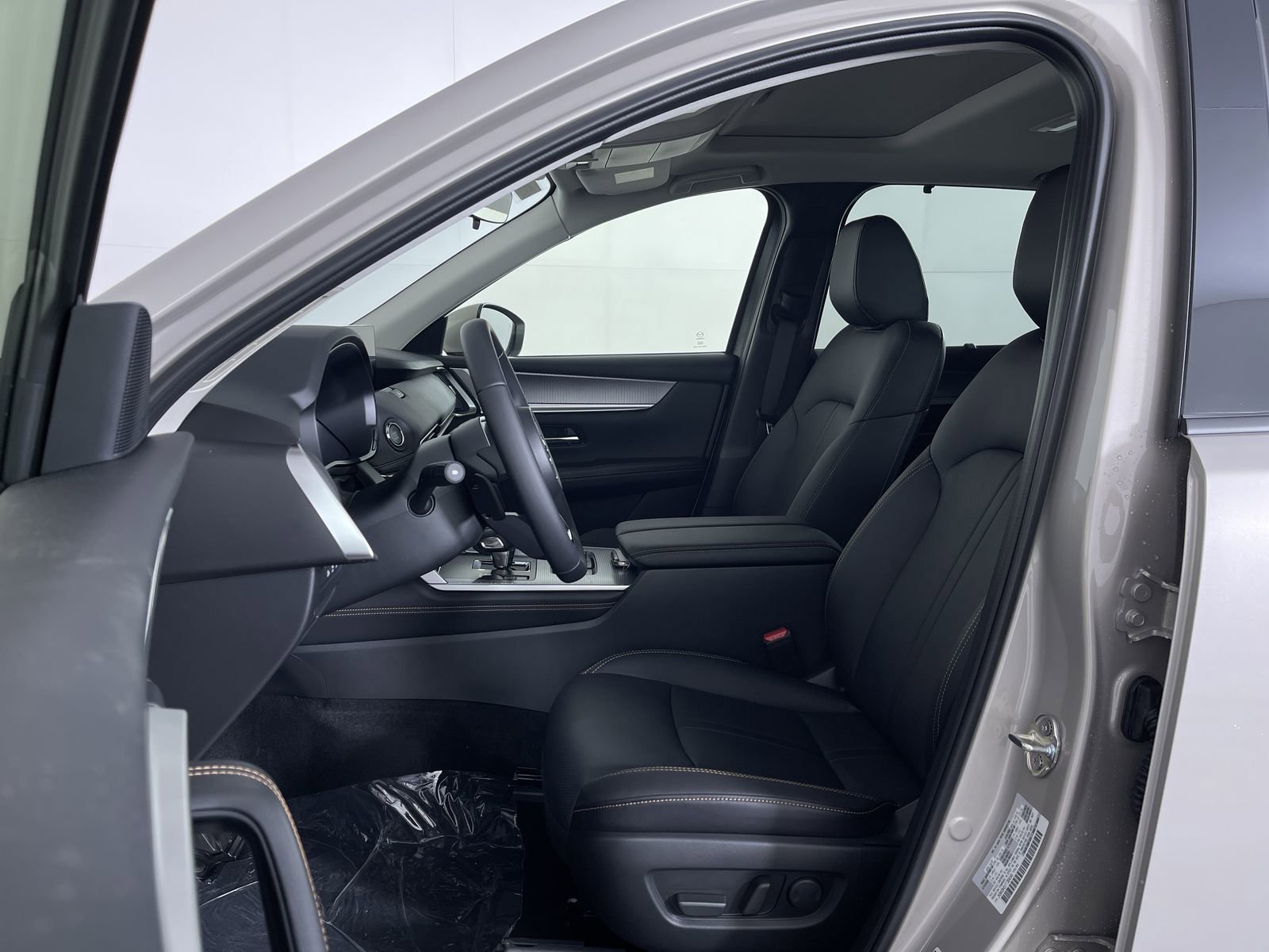 New 2026 Platinum Quartz Metallic Mazda Preferred image 15
