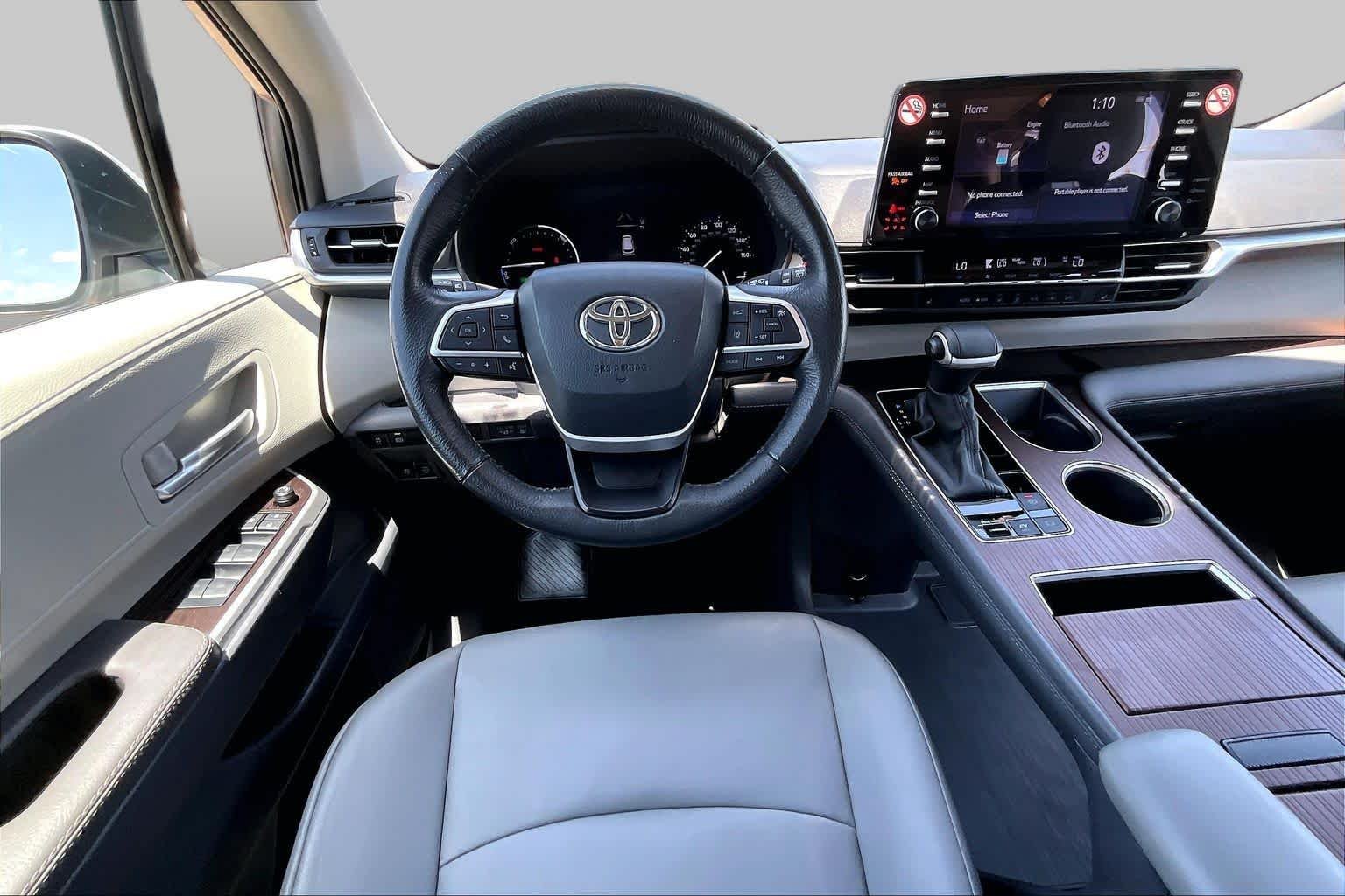 Used 2024 Wind Chill Pearl Toyota XLE image 6