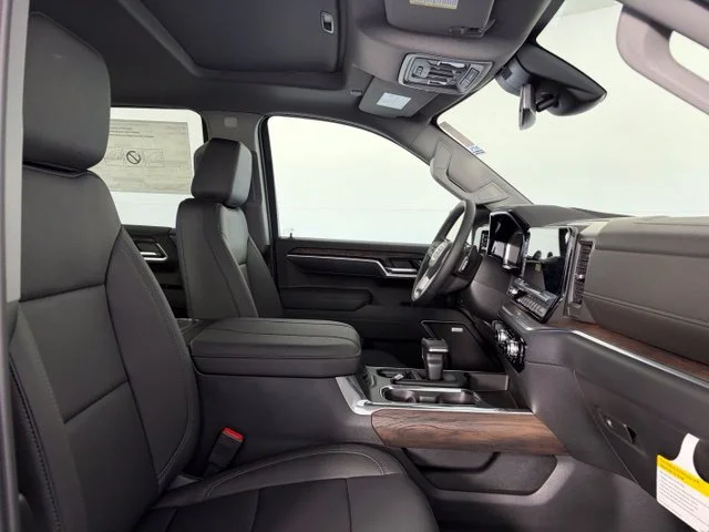 2026 GMC Sierra 1500 SLT - Photo 37