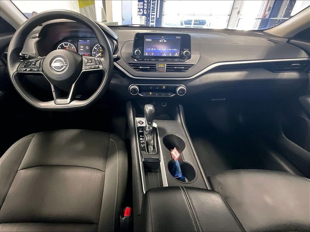 Used 2024 Black Nissan 2.5 S image 21