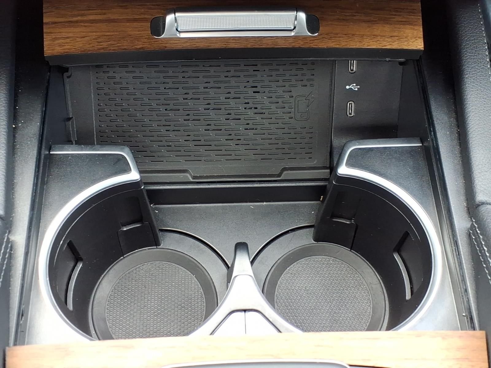Certified Used 2025  Mercedes-Benz GLE 350 image 19