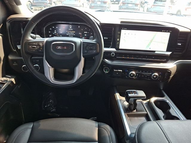 Certified Used 2024 Onyx Black GMC SLT image 11