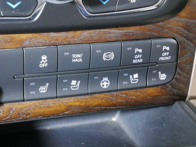 Used 2017 Black Ram Laramie Longhorn image 31