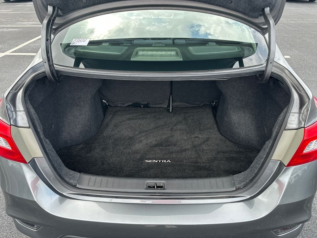 Used 2018 Gray Nissan SV image 10