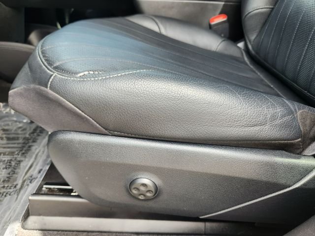 Certified Used 2023  Mercedes-Benz 500 SUV image 9