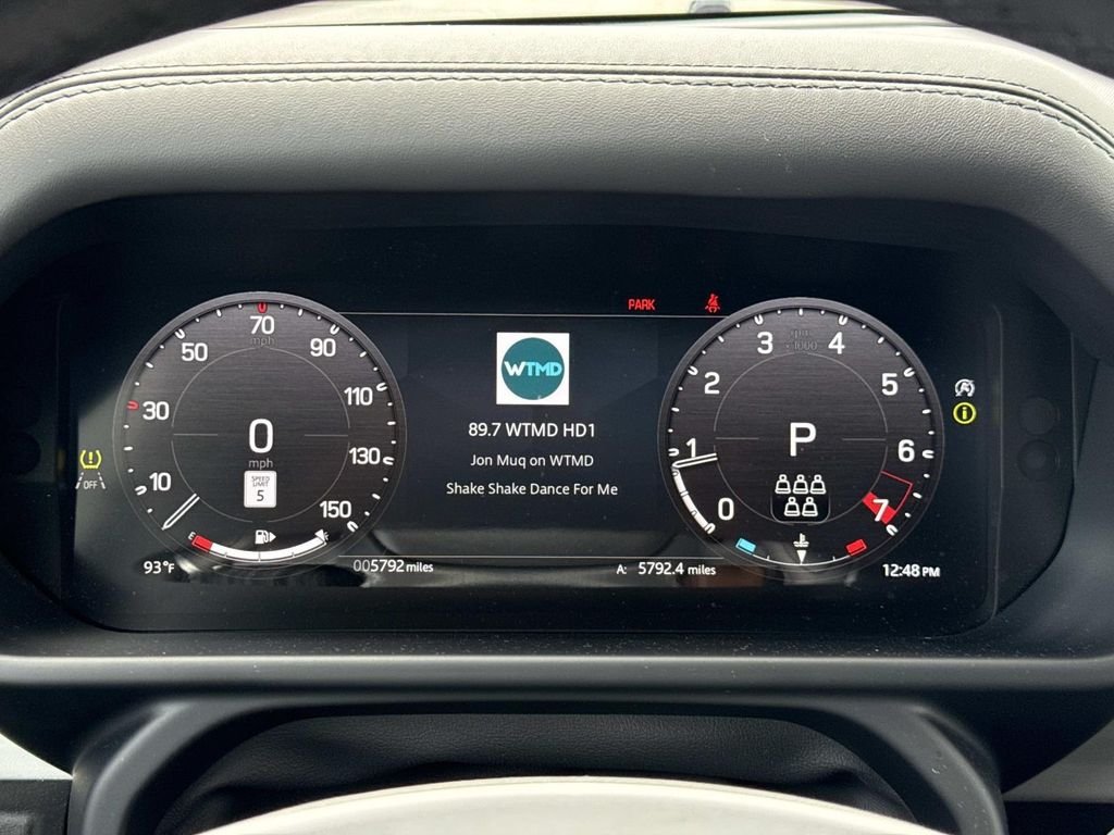 2025 Land Rover Defender S - Photo 11