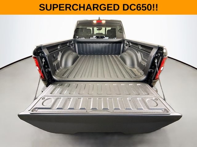New 2026 Diamond Black Crystal Pearl-Coat Exterior Paint RAM Supercharged DC650 image 26