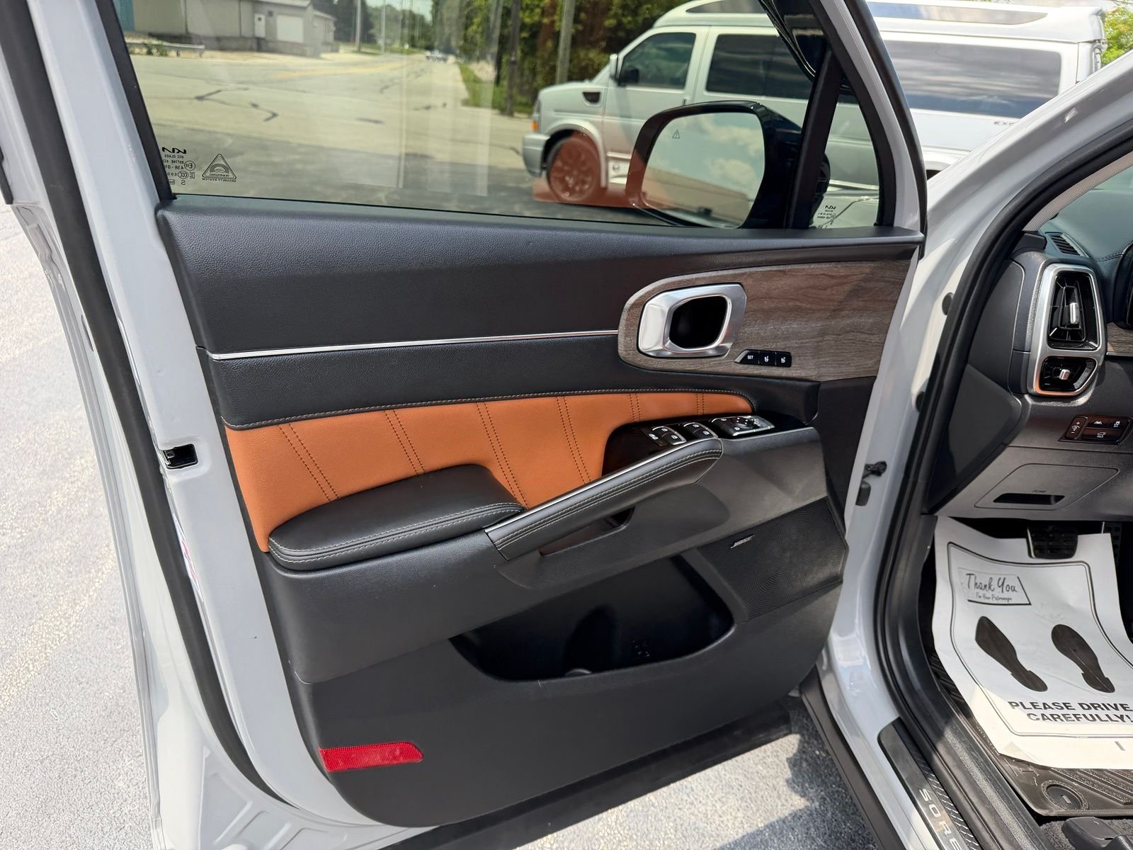 Used 2022 Gray Kia X-Line SX Prestige image 9