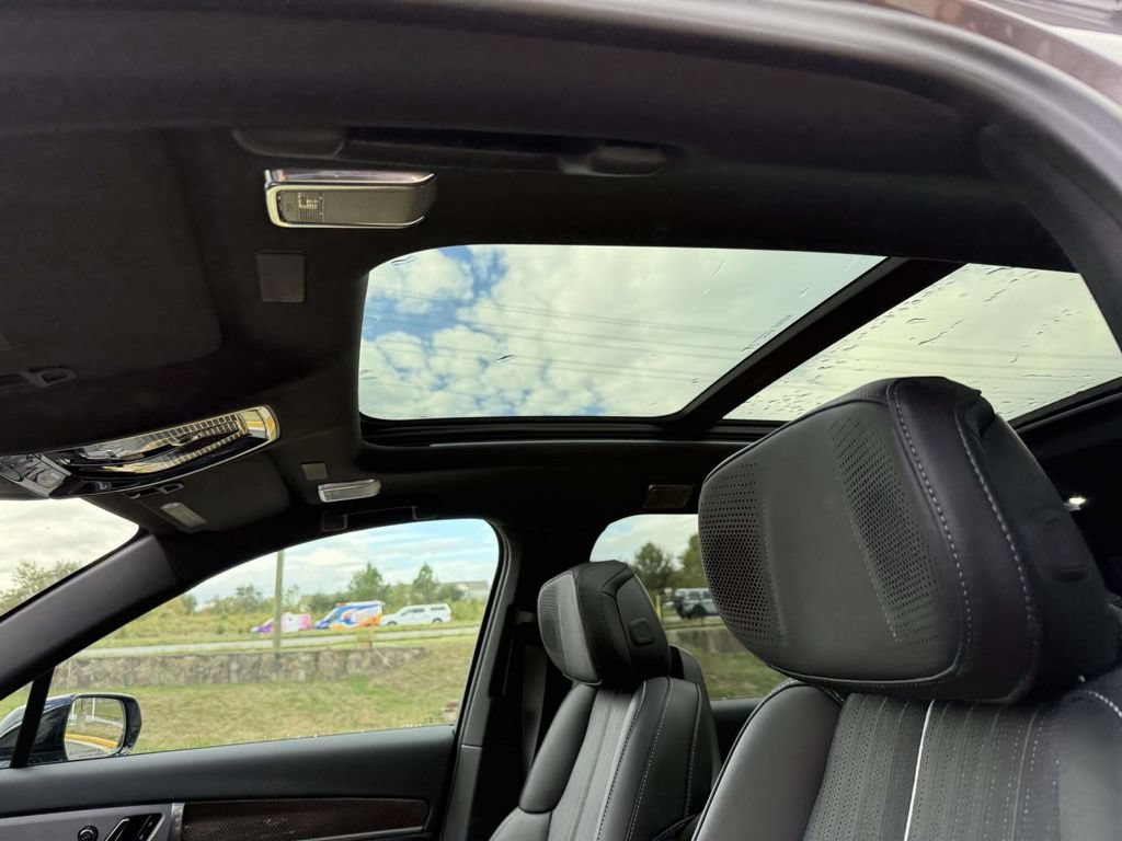 2026 Cadillac VISTIQ Luxury - Photo 22