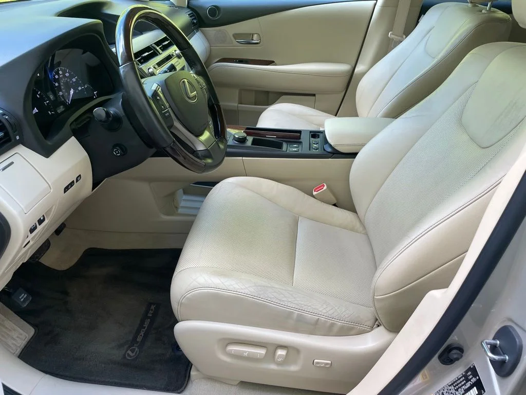 Used 2015 Cashmere Metallic Lexus 350 image 13