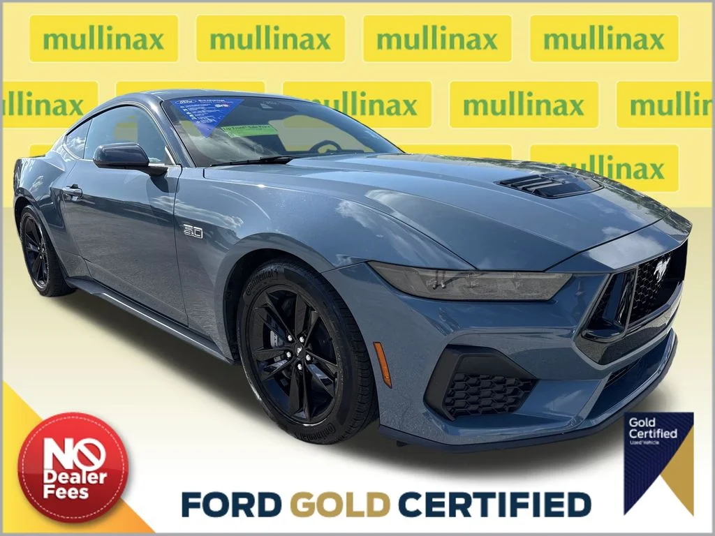 2025 Ford Mustang GT Fastback's photo