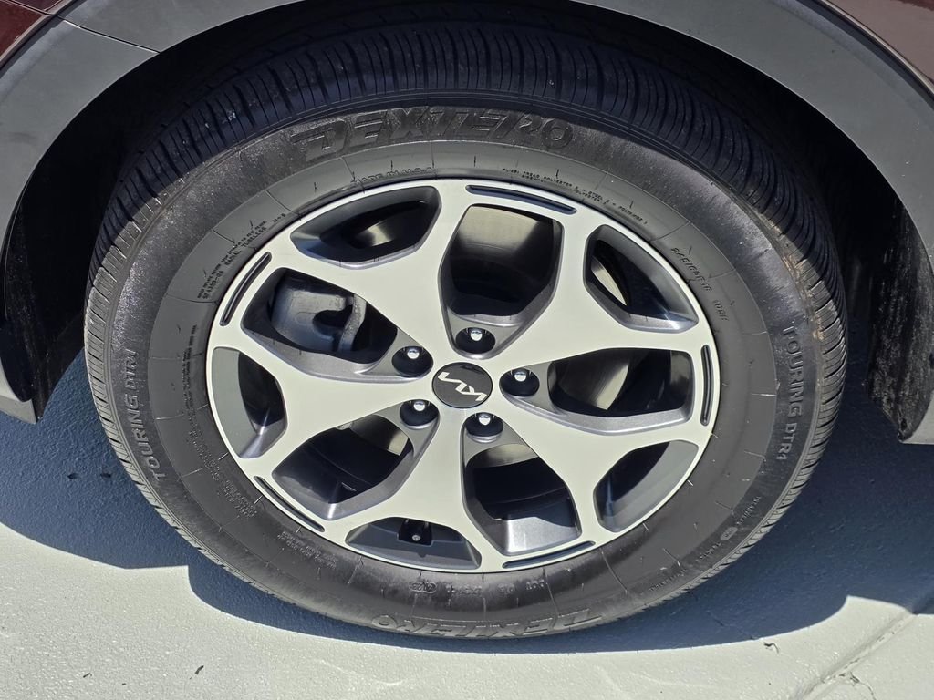 Used 2022 Purple Kia EX image 39