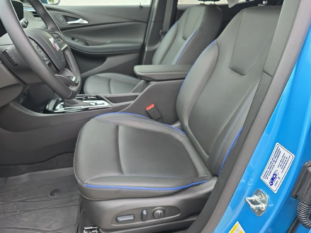 Used 2025 Blue Buick Sport Touring image 20