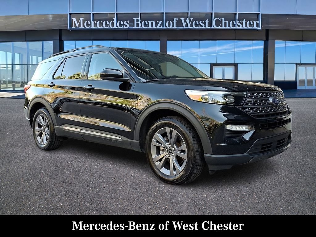 2023 Ford Explorer XLT 4WD's photo