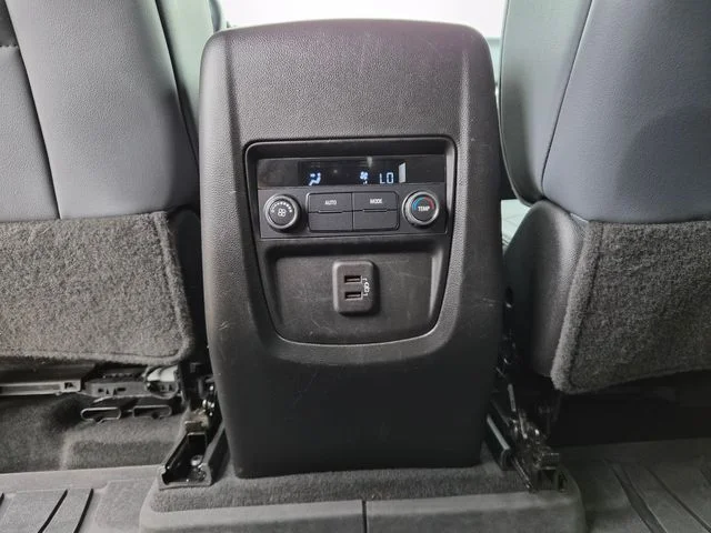 Used 2023 Black Buick Essence image 33