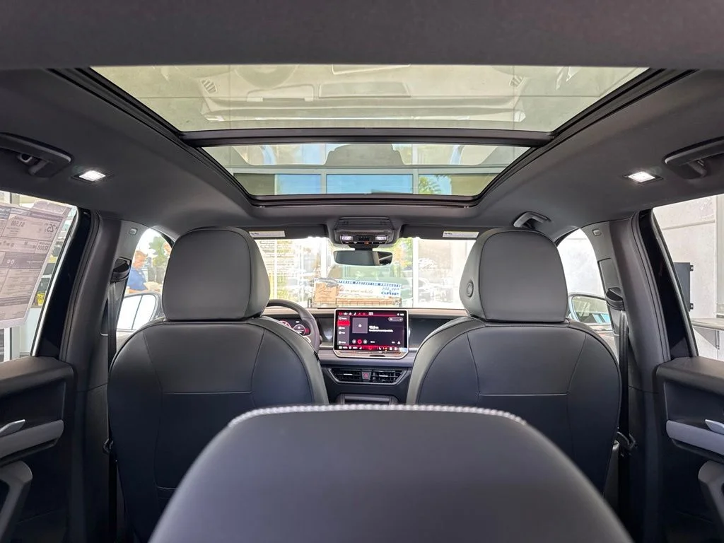New 2026 Black Volkswagen 2.0T SE R-Line Black image 17