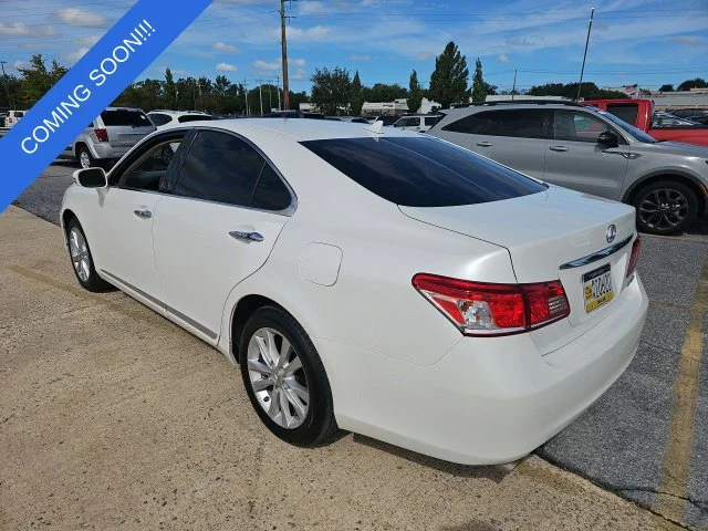 Used 2011 White Lexus 350 image 5