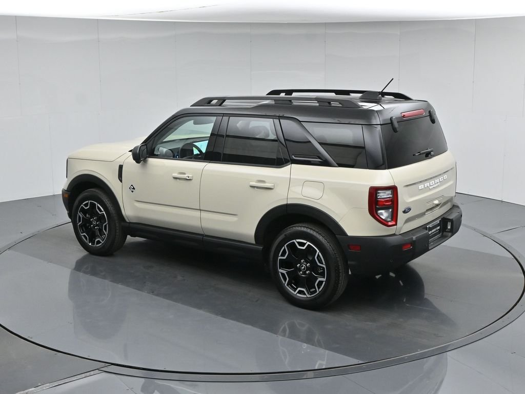 Certified Used 2025 Beige Ford Outer Banks image 45